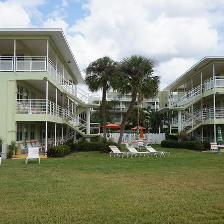Tropic Terrace Of Treasure Island St. Pete Beach Exterior foto