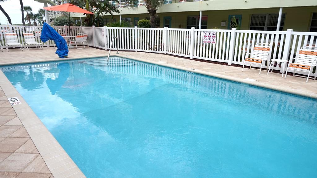 Tropic Terrace Of Treasure Island St. Pete Beach Exterior foto