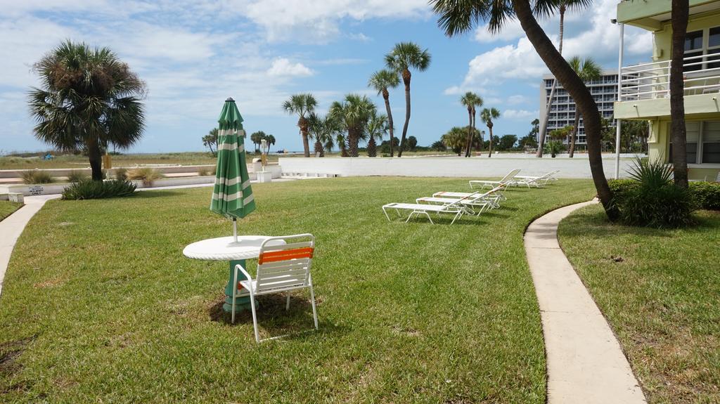 Tropic Terrace Of Treasure Island St. Pete Beach Exterior foto