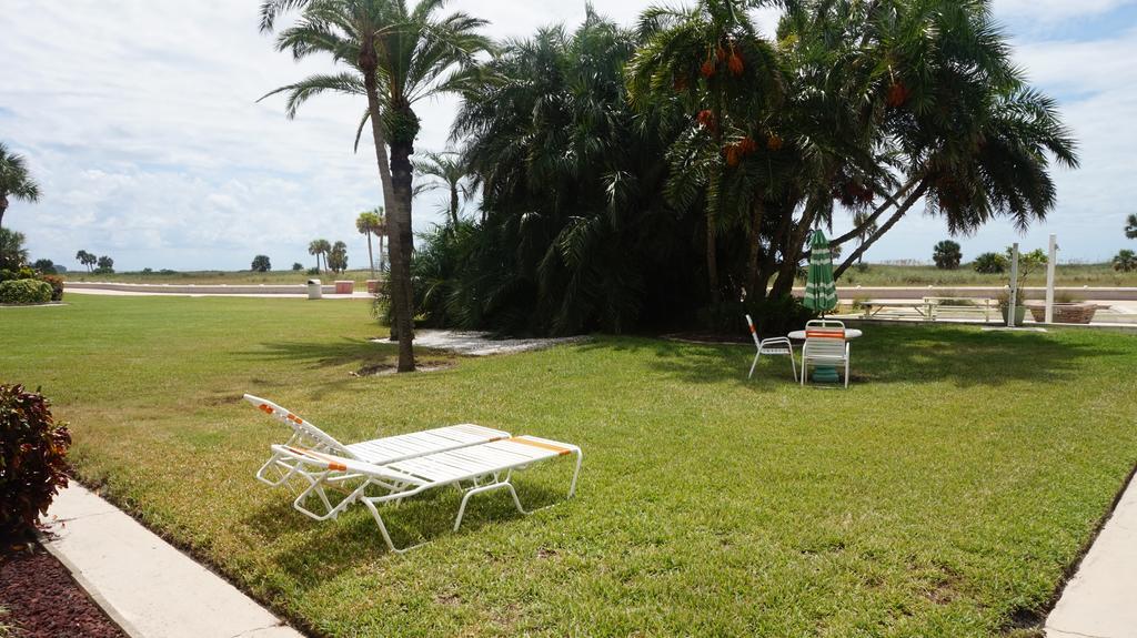 Tropic Terrace Of Treasure Island St. Pete Beach Exterior foto